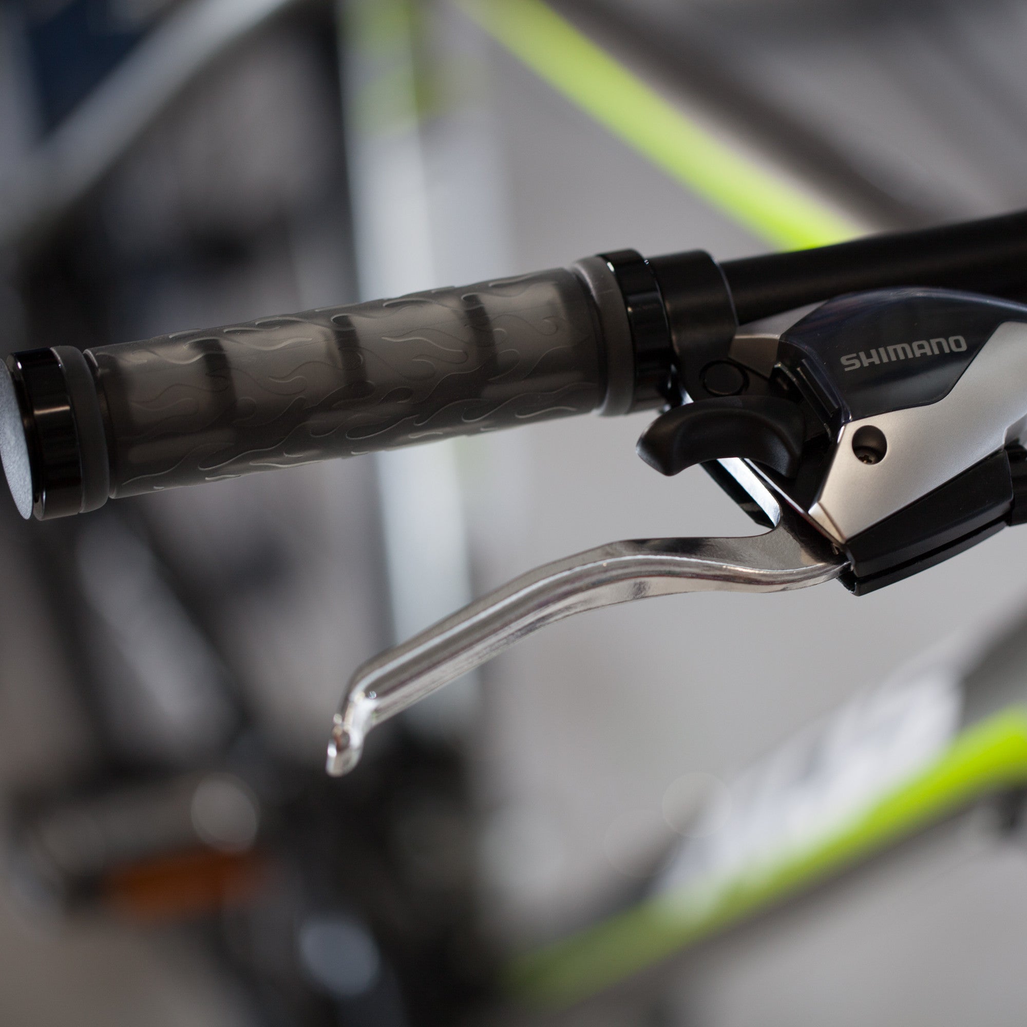 XDSBIKE T150 24sp 700C Hybrid City Commuter Bike // Pavement